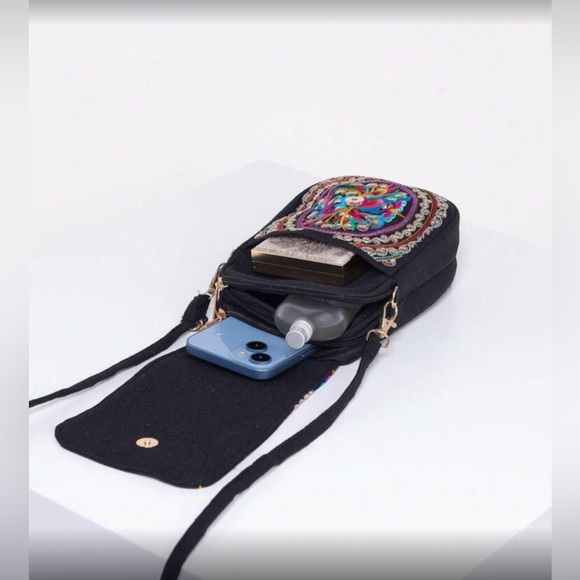 ✨NEW Bohemian Embroidered Multicolor mini Crossbody bookbag - Picture 3 of 9